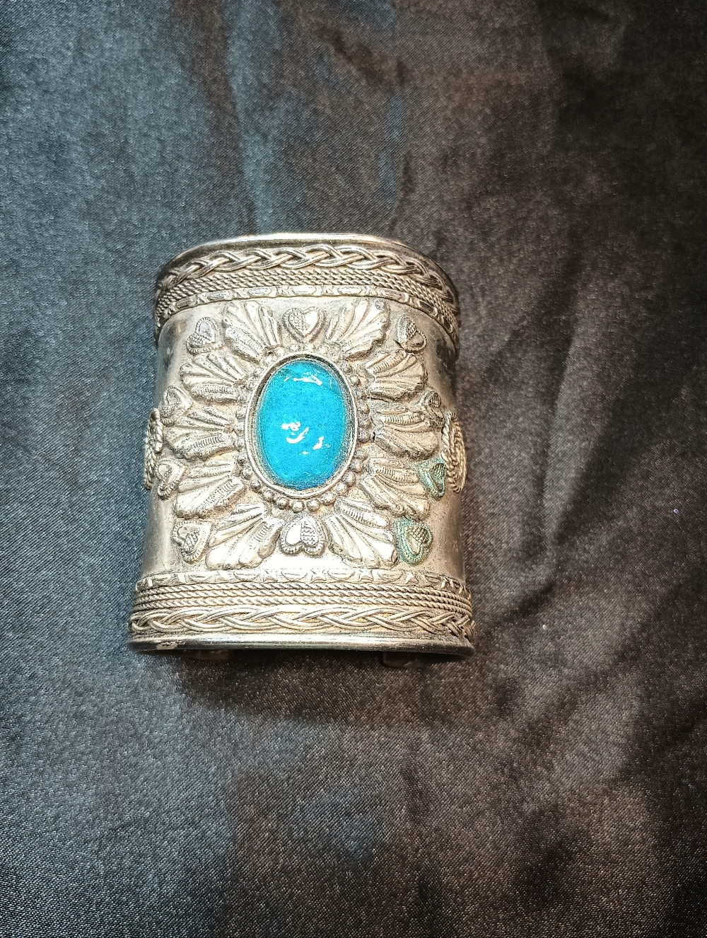 Vintage Wide Silver? Cuff Bracelet W/Turquoise Colored Glass Stone